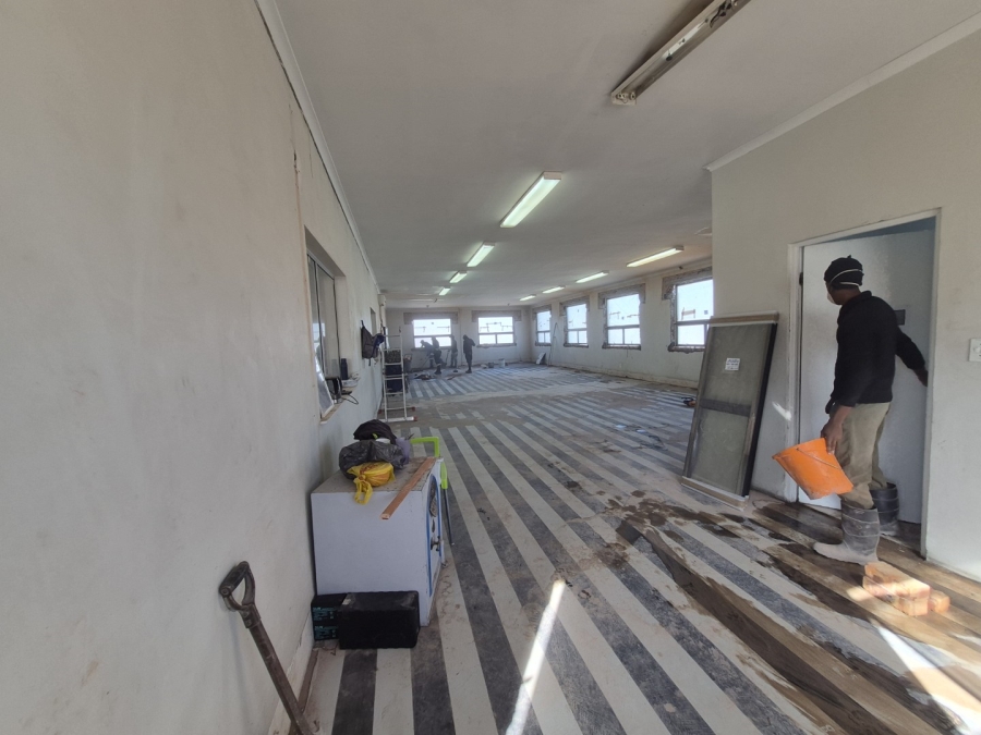 To Let Commercial Property for Rent in Maitland Western Cape